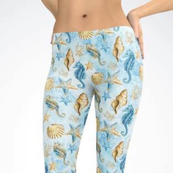 π₯3/$20π₯ New Plus Size Sea Life Seahorse Leggings - Picture 2 of 3
